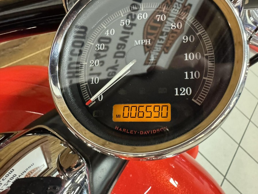 2017 Harley-Davidson® Breakout® Custom Colour Laguna Orange FXSB