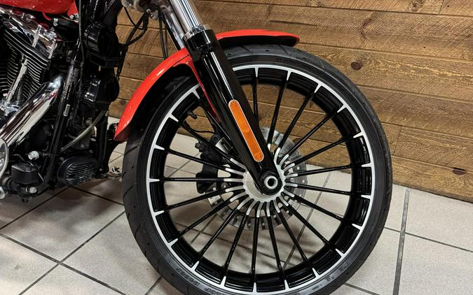 2017 Harley-Davidson® Breakout® Custom Colour Laguna Orange FXSB