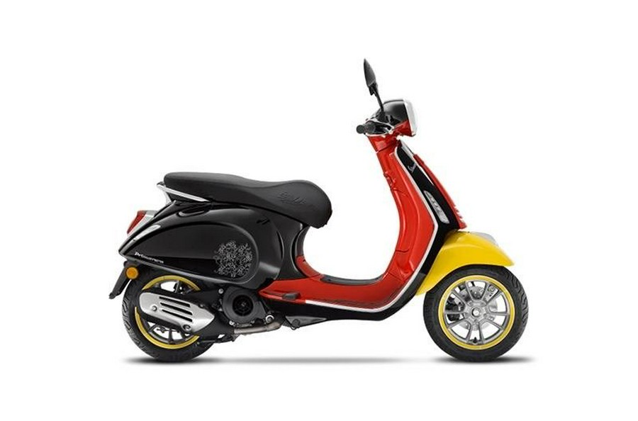 2023 Vespa Primavera 150 Disney Mickey Mouse Edition