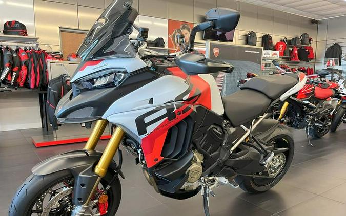 2024 Ducati Multistrada V4 RS