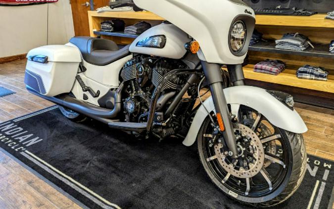 2024 Indian Motorcycle® Chieftain® Dark Horse® Ghost White Metallic Smoke