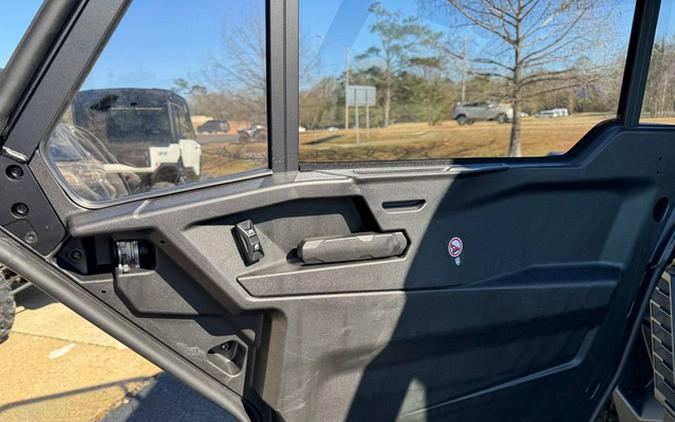 2026 Can-Am Defender Limited HD11