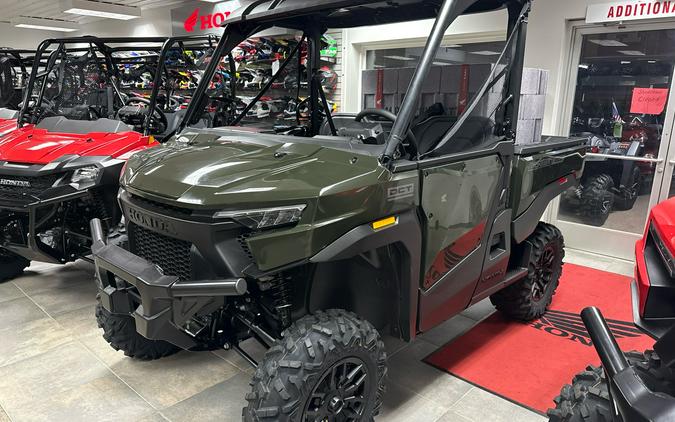 2026 Honda Pioneer 1000 Deluxe