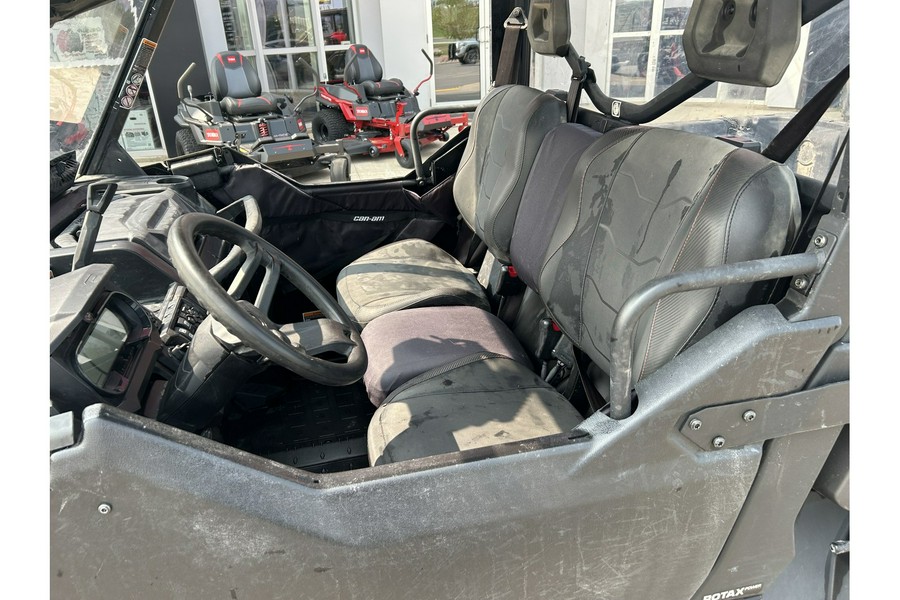 2020 Can-Am SSV DEFENDER XTP HD10 CB/PS 20 XT HD10 - Hyper Silver