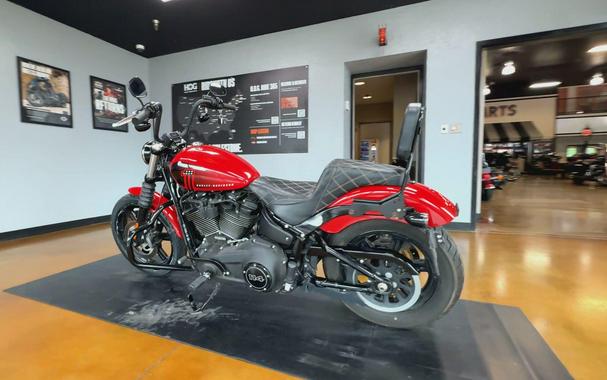 2022 Harley-Davidson® Street Bob® 114 Redline Red