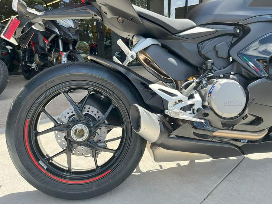 2024 Ducati Panigale V2 Black on Black