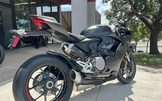 2025 Ducati Panigale V2 Black on Black