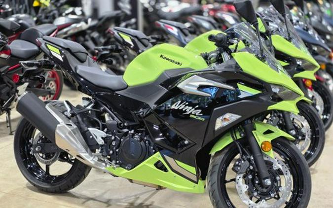 2026 Kawasaki Ninja® 500 ABS