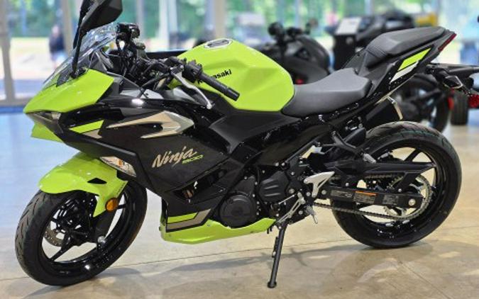 2026 Kawasaki Ninja® 500 ABS
