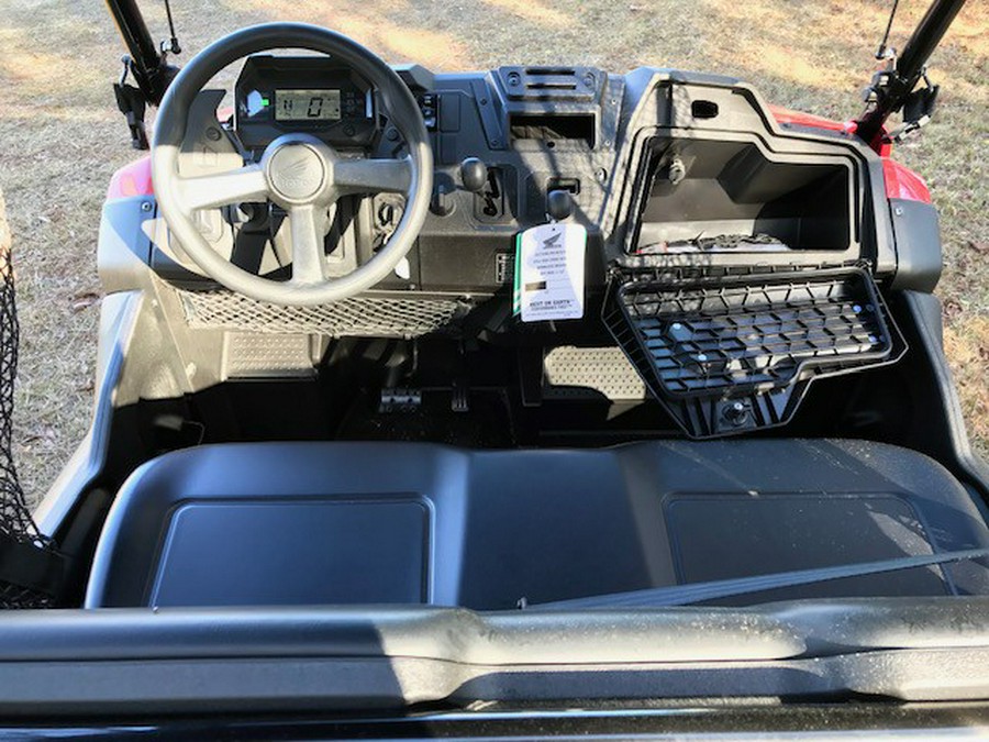 2026 Pioneer 700 Deluxe - Honda