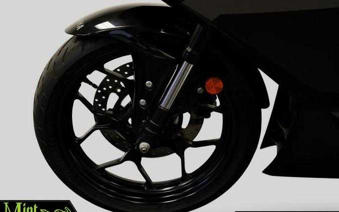 2025 Yamaha YZF-R3