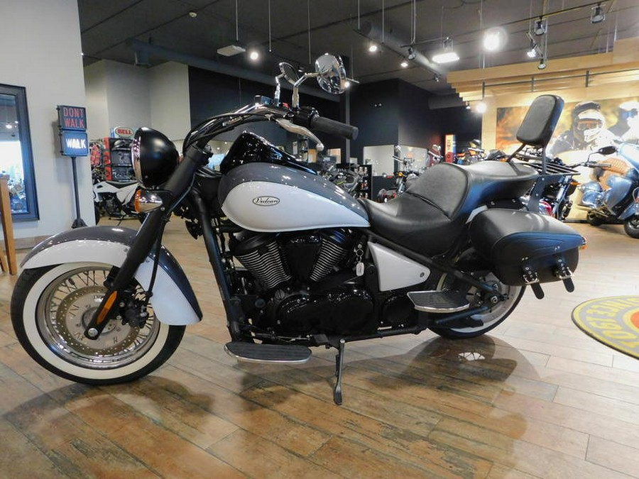 2021 Kawasaki Vulcan® 900 Classic