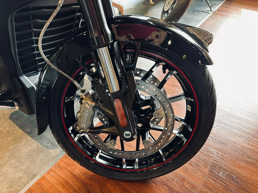 2023 Indian Motorcycle® Challenger® Limited Black Metallic