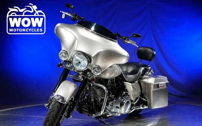 2009 Harley-Davidson® FLHX STREET GLIDE
