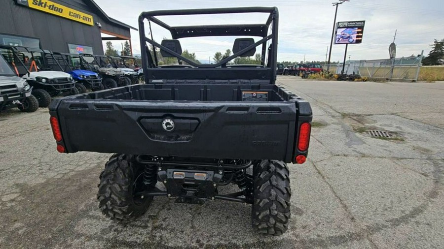 2025 Can-Am® Defender DPS HD10