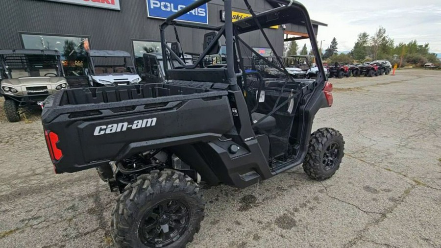 2025 Can-Am® Defender DPS HD10