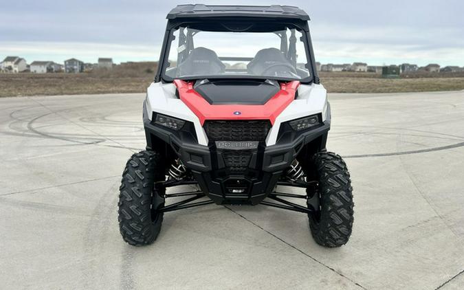 2025 Polaris General 4 1000 Sport