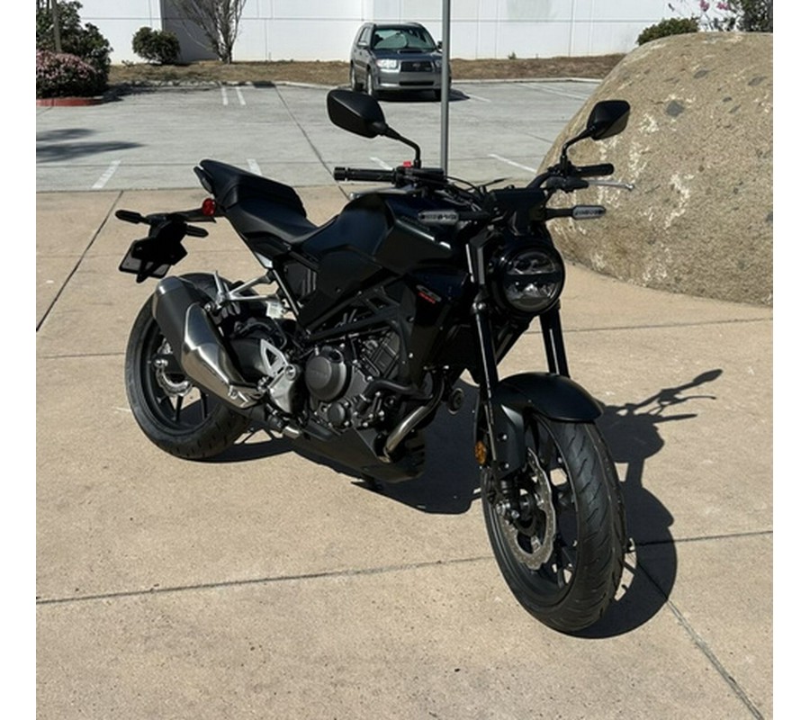 2025 Honda CB300R