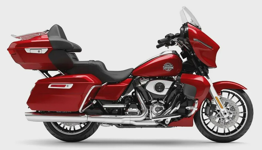 2026 Harley-Davidson® Street Glide Limited Brilliant Red Chrome Trim