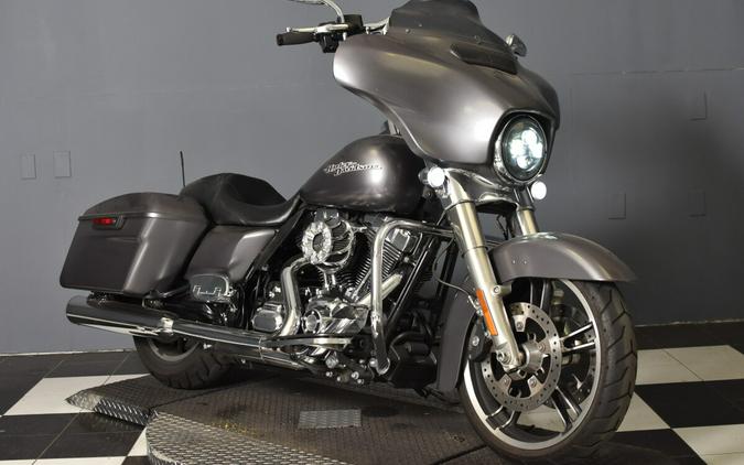 2015 Harley-Davidson Street Glide FLHX