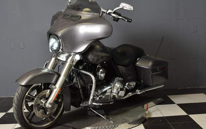 2015 Harley-Davidson Street Glide FLHX