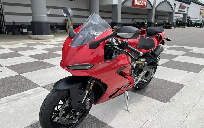2026 Ducati Panigale V2 - DEMO -