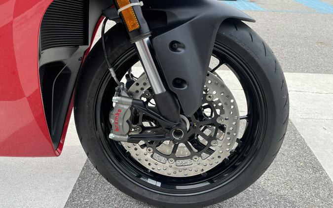2026 Ducati Panigale V2 - DEMO -