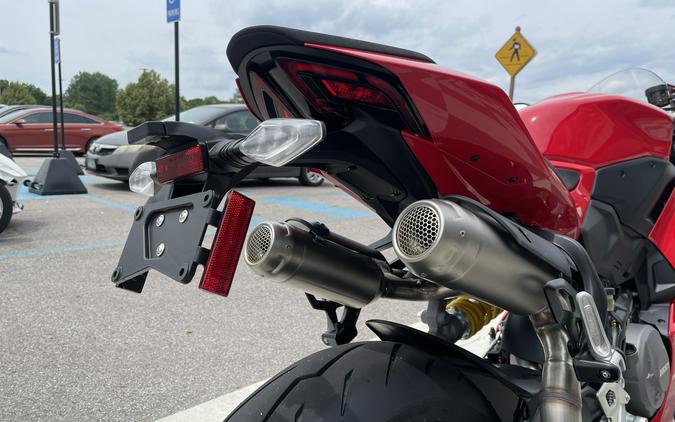 2026 Ducati Panigale V2 - DEMO -