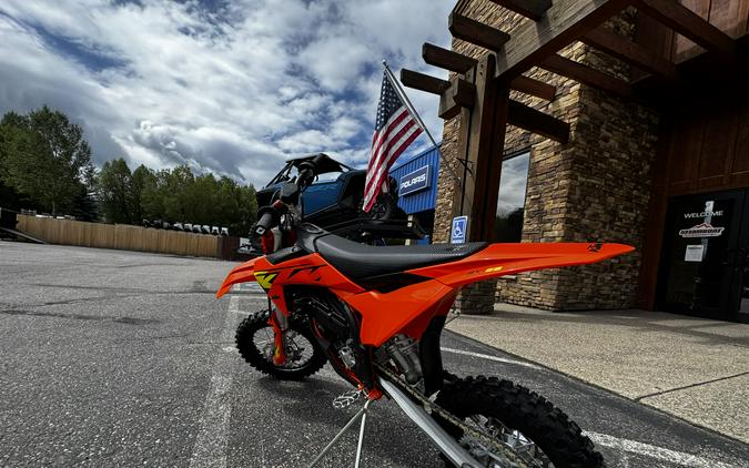 2027 KTM SX-E 5 - MD4522