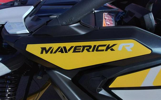 2024 Can-Am® Maverick R 999T DCT