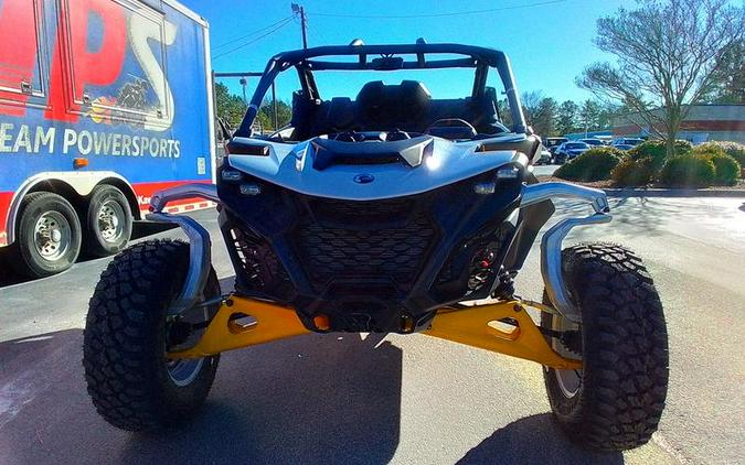 2024 Can-Am® Maverick R 999T DCT