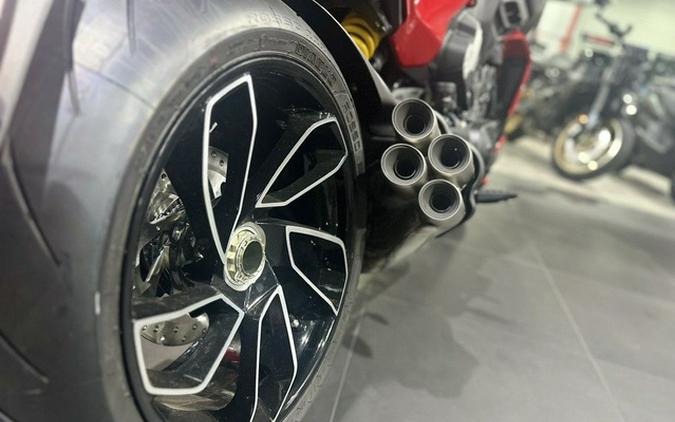 2025 Ducati Diavel V4 Ducati Red V4