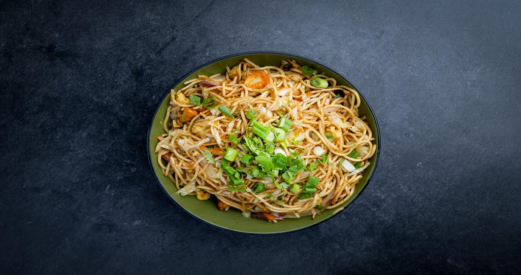 Wok Tossed Hakka Noodles