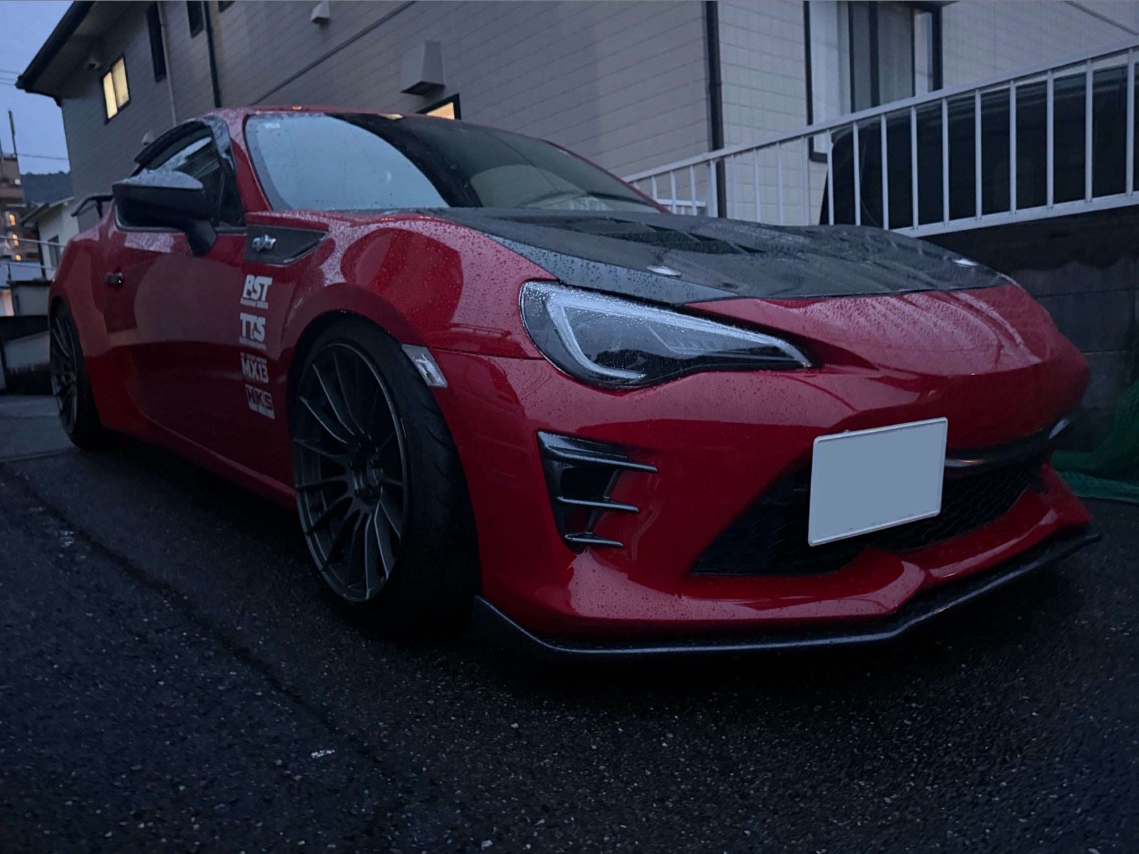 86 ZN6