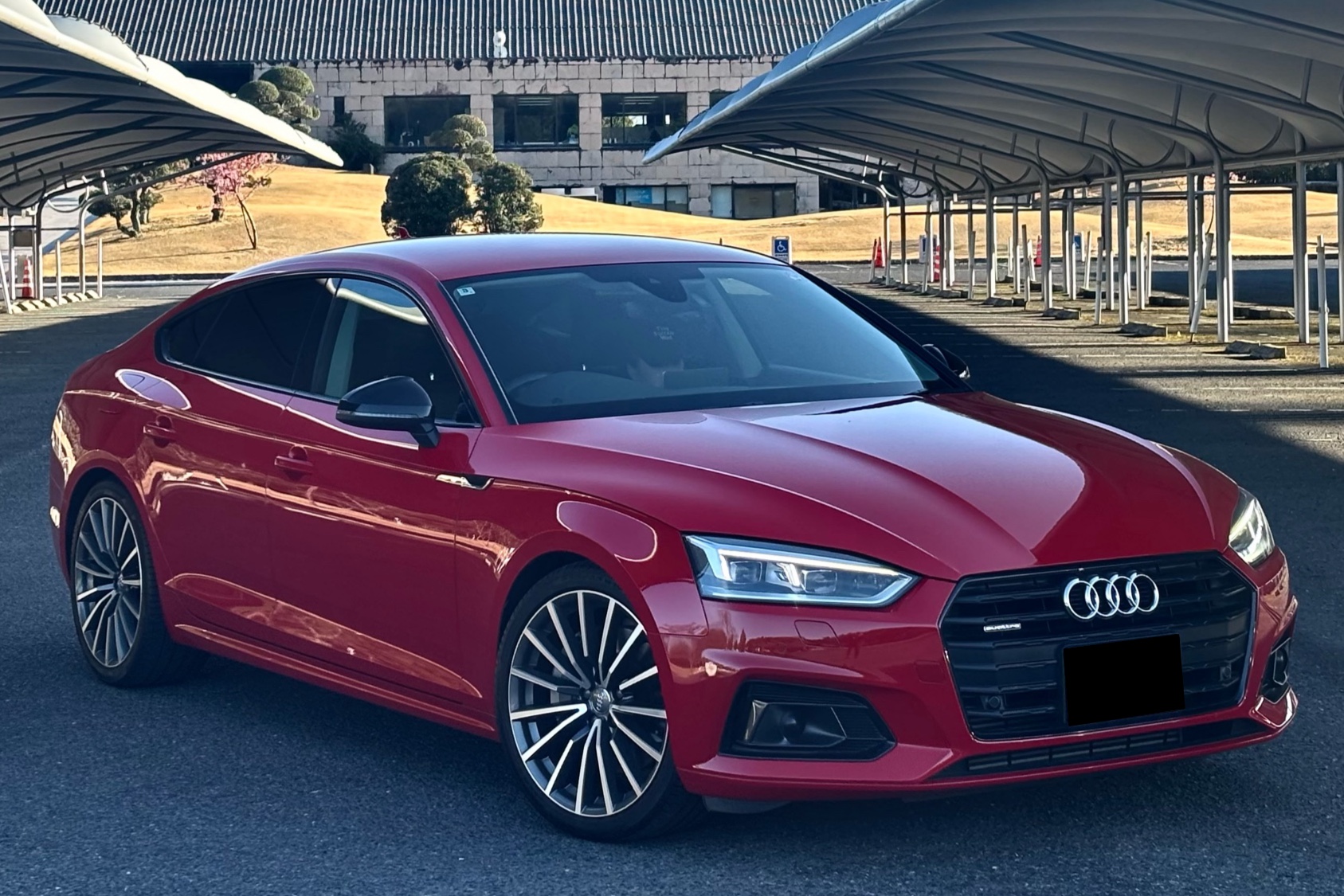 A5 スポーツバック 2.0TFSIクワトロスポーツ