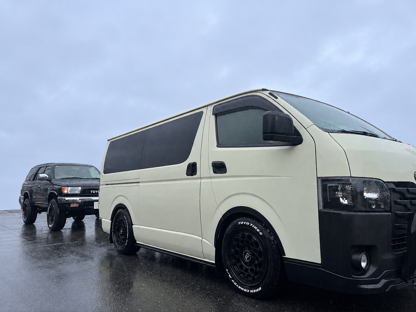 ハイエースバン TRH200V