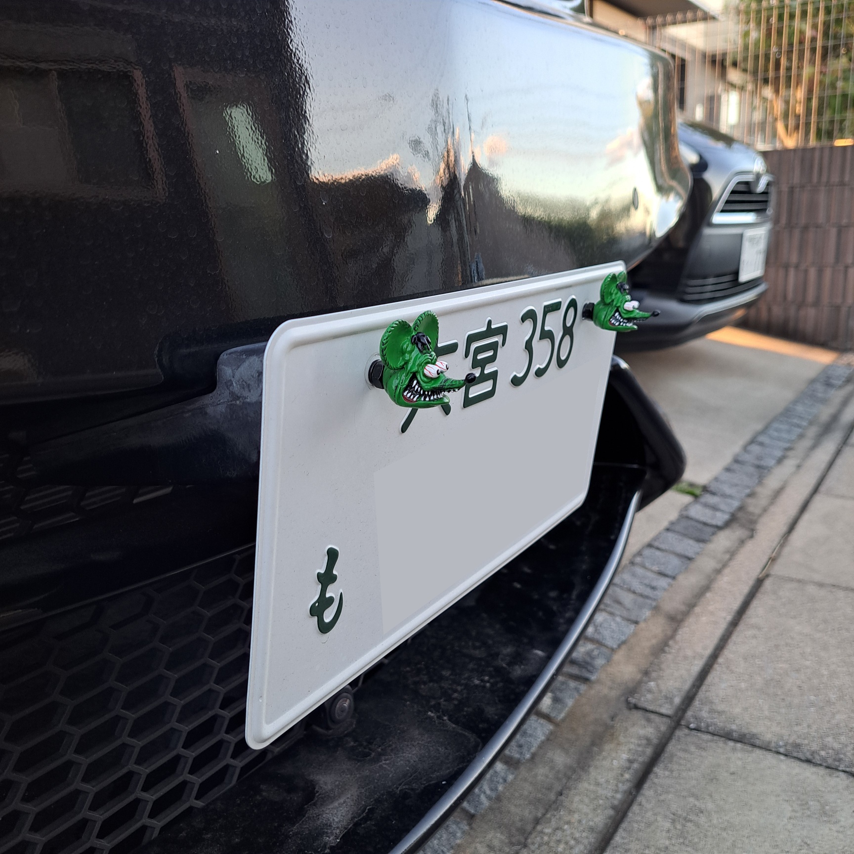 ハイエースワゴン TRH214W