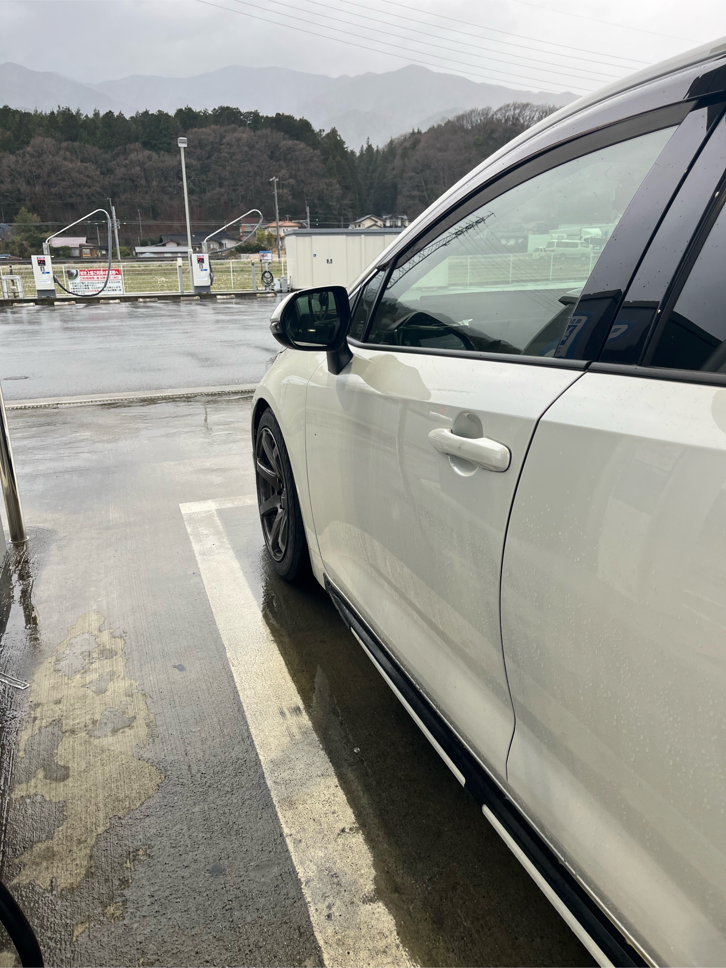 カローラスポーツ NRE210H