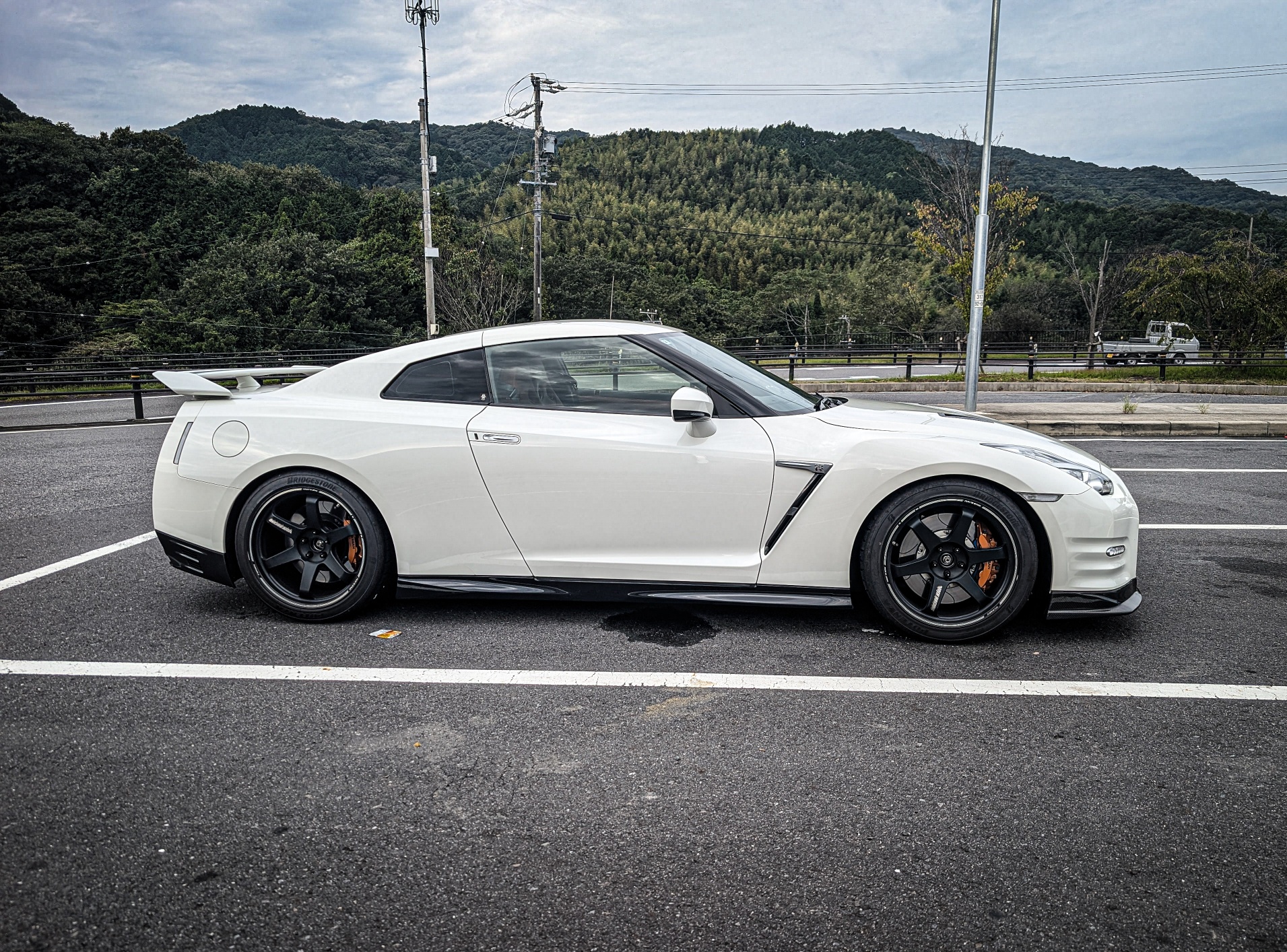 NISSAN GT-R R35