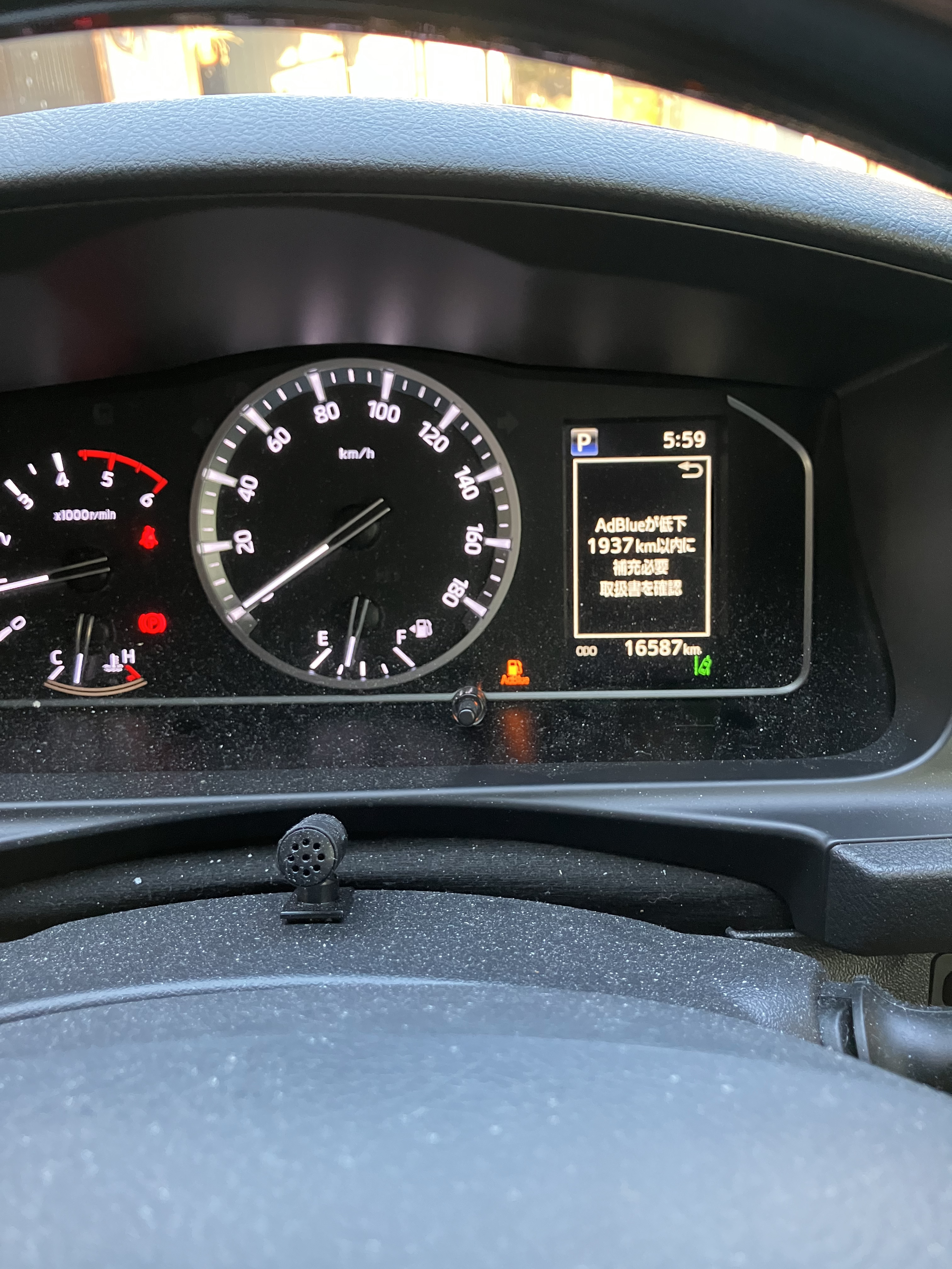 ハイエースバン GDH206V