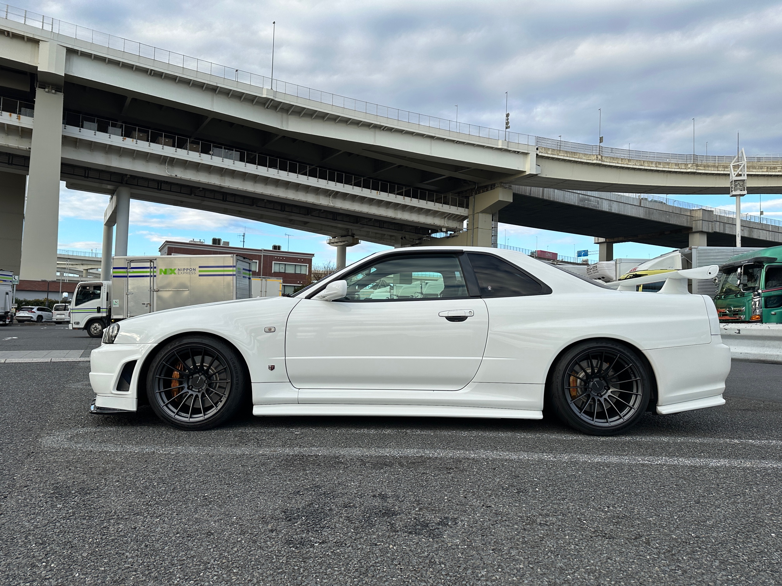 スカイライン GT-R BNR34