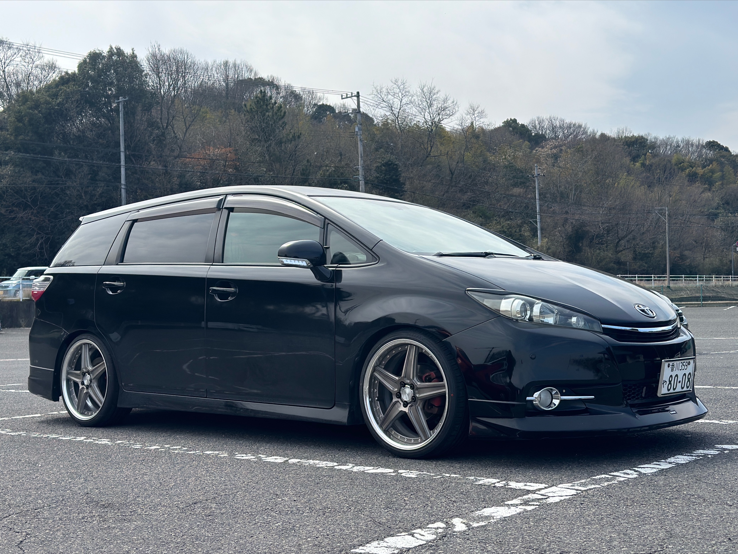 ウィッシュ ZGE20W