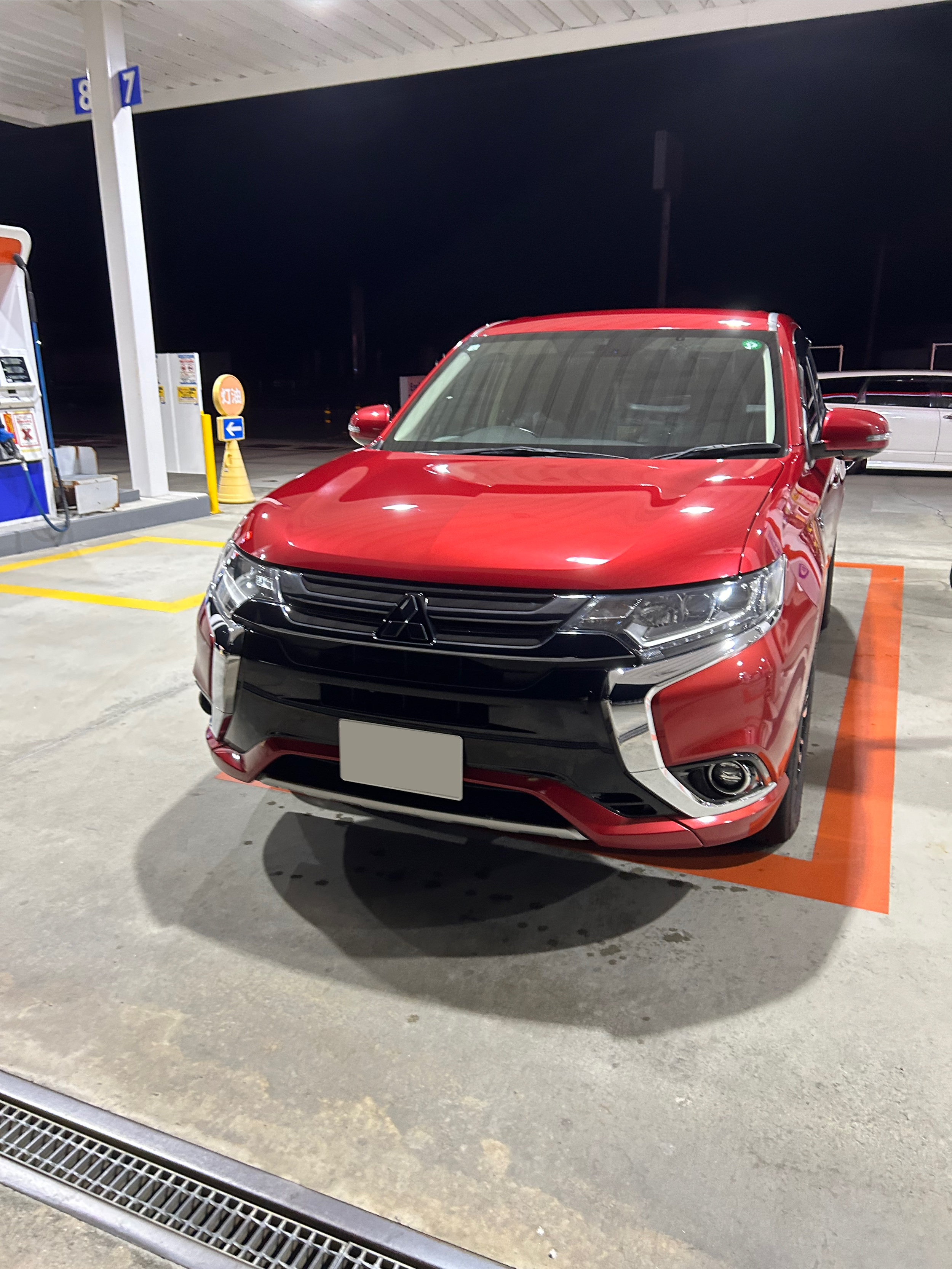 アウトランダーPHEV GG2W