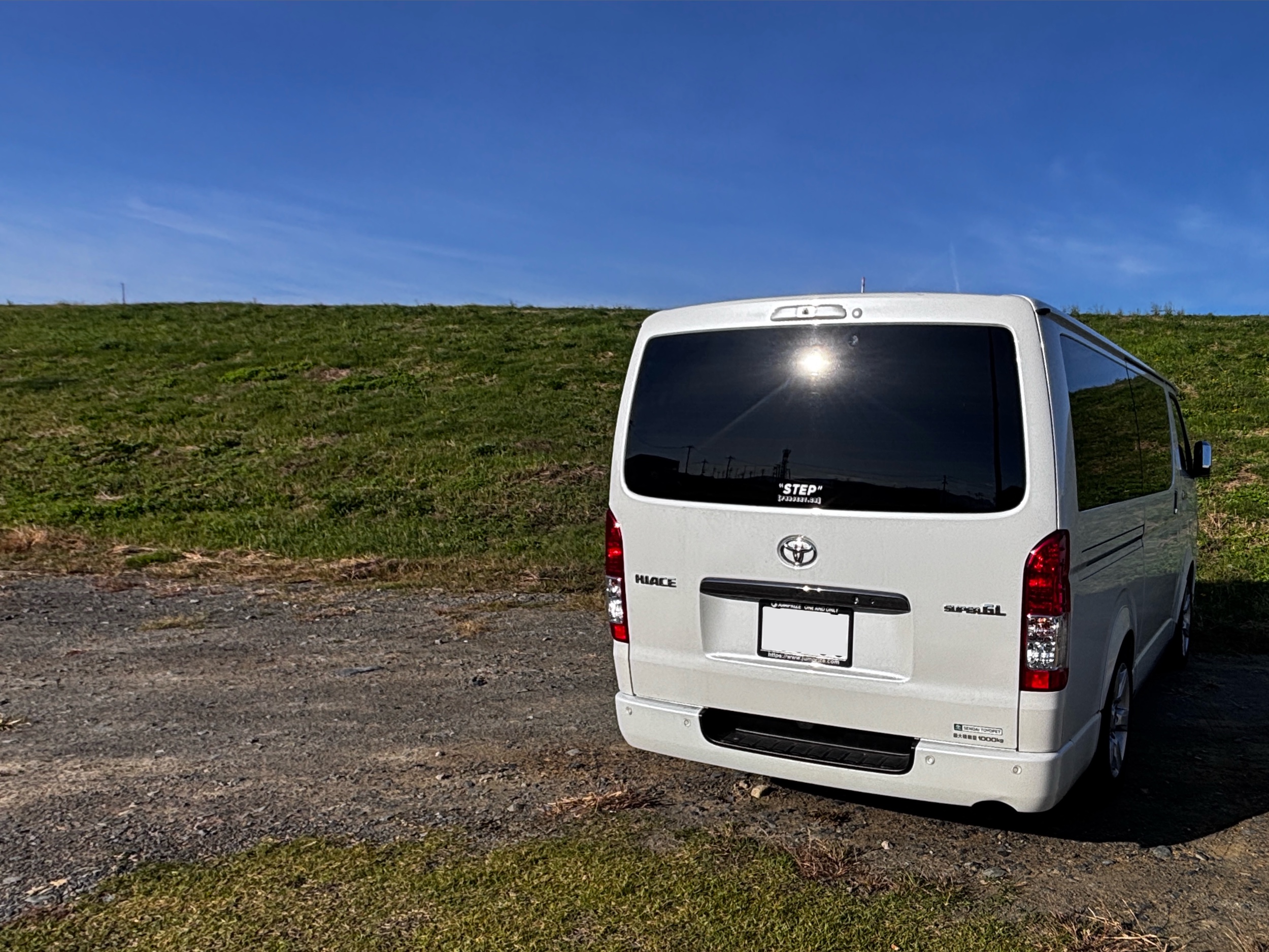 ハイエースバン GDH206V