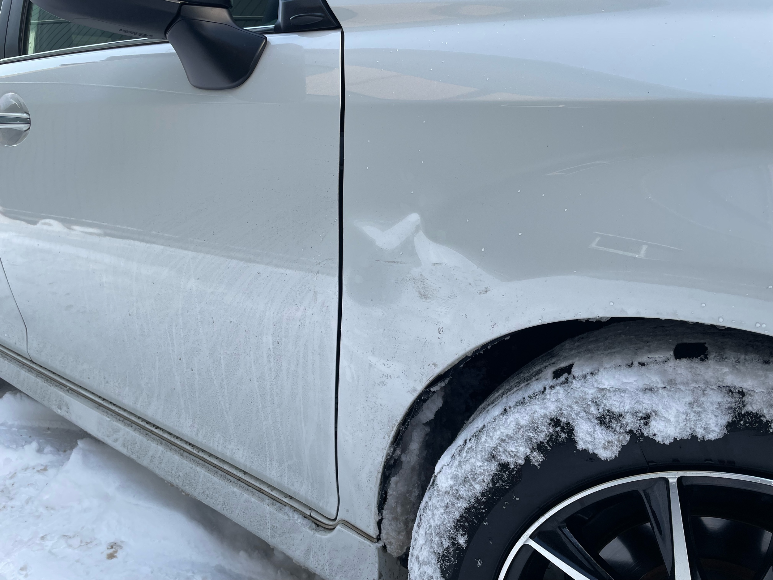 カローラアクシオ NRE161