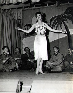 Nondas in soldier show with USO, Ninth Air Force, Colchester, England, 1944. Image courtesy of Nondas Metcalfe Case.