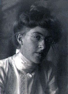 Unidentified Photographer, <em>Portrait of Mary Perkins Taylor as a Student</em>, c.1905. Image courtesy of a Family Collection.