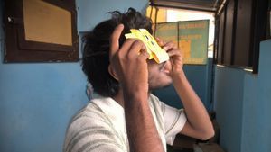 Thumbnail for தாவர செல் மற்றும் இலைத்துளைகள்