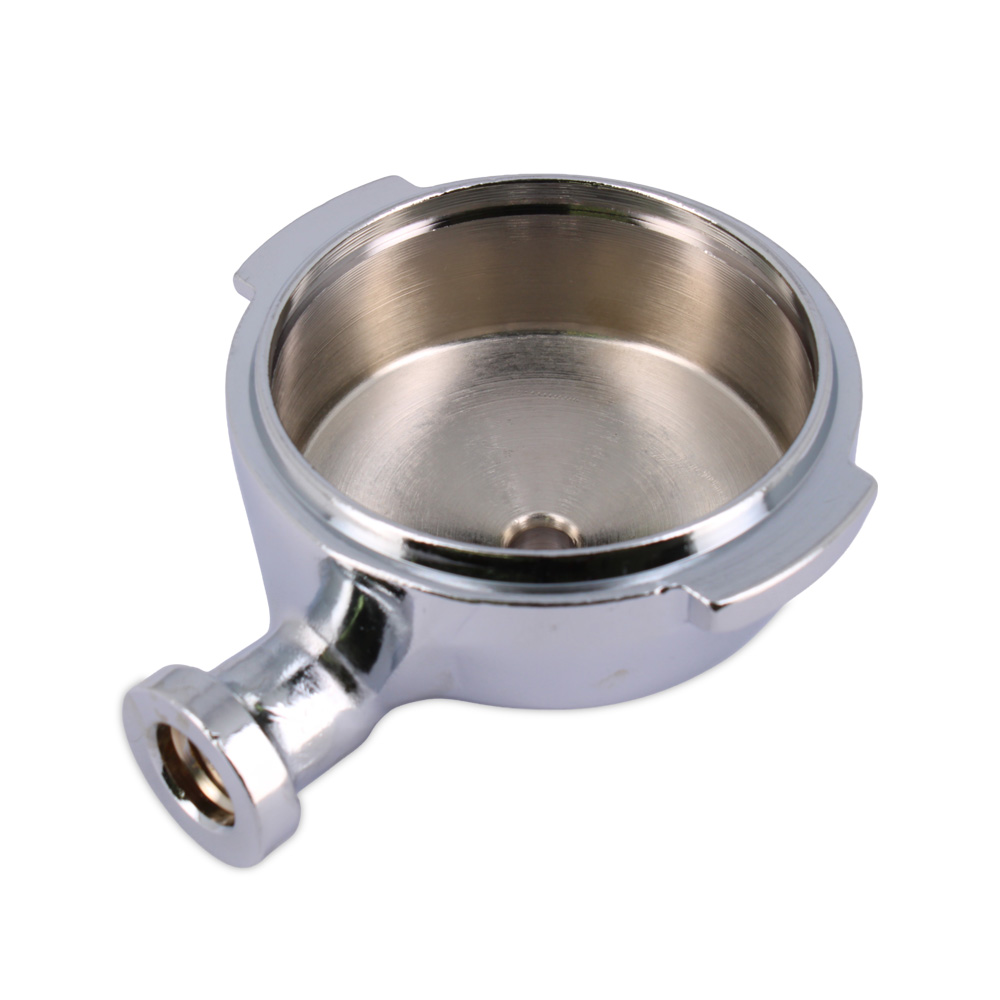 Coppa portafiltro attacco beccucci Ø3/8 , attacco manopola M12, alette 6,3mm