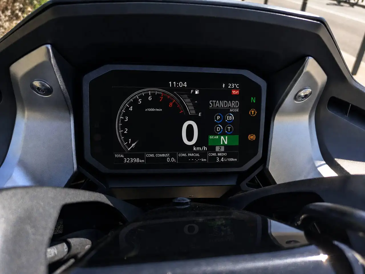 Honda Forza 750 - Vista 10